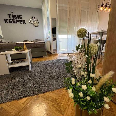 Time Keeper - Self Check In Apartment Osijek Exterior photo
