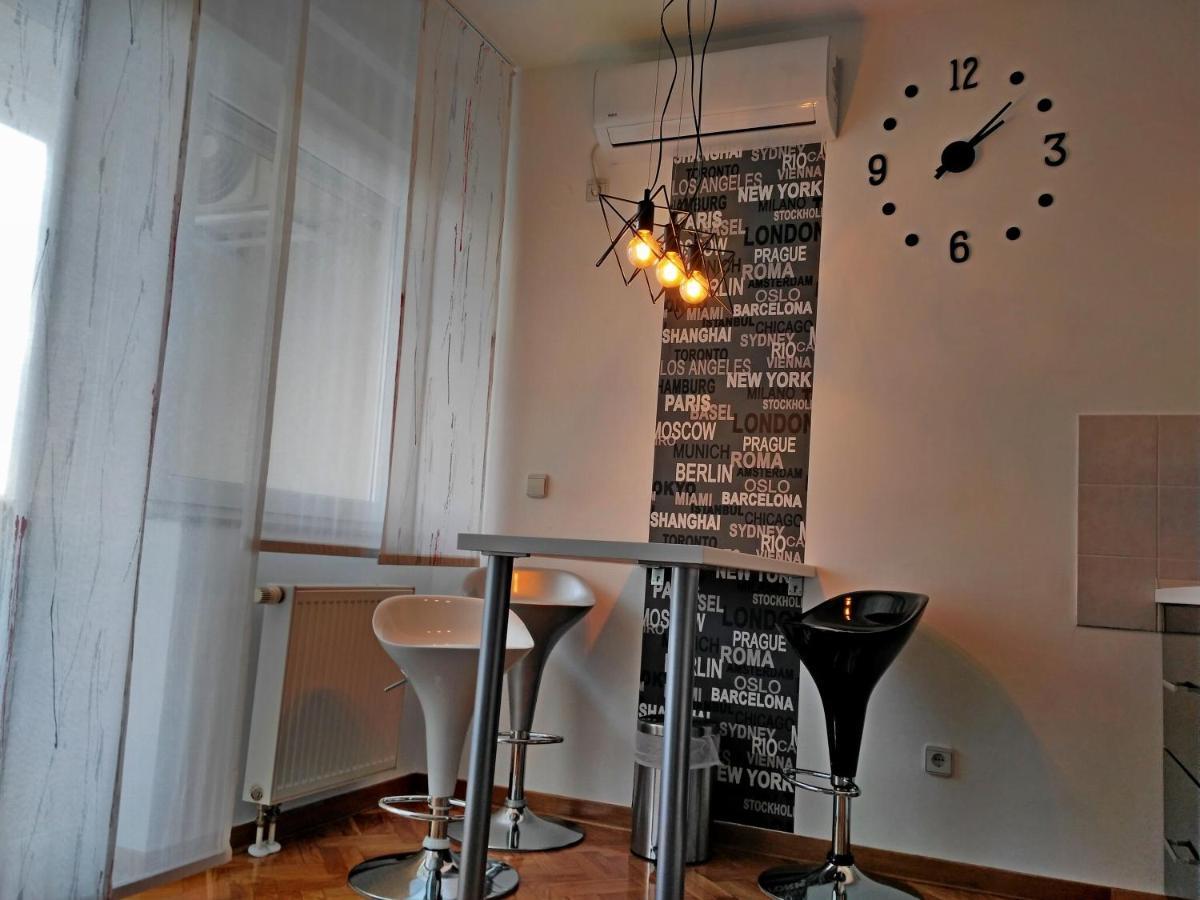 Time Keeper - Self Check In Apartment Osijek Exterior photo