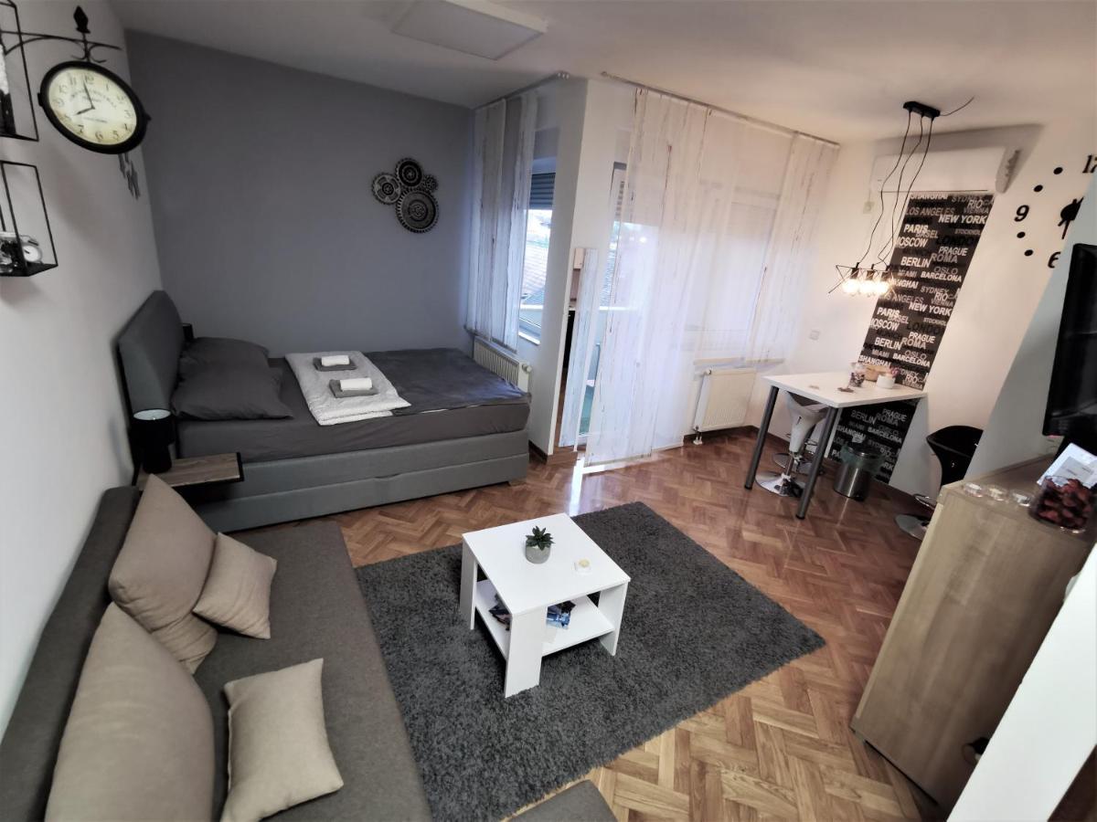 Time Keeper - Self Check In Apartment Osijek Exterior photo